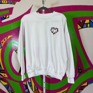 Northern Reflections White Crew Neck Sweater with Graphic Embroidery. Size Large